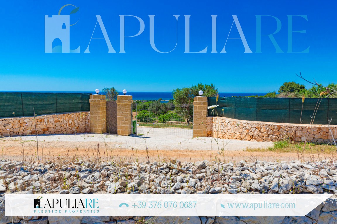 Villa to be built - with splendid sea view, for sale in Torre Pali (marina di Salve)