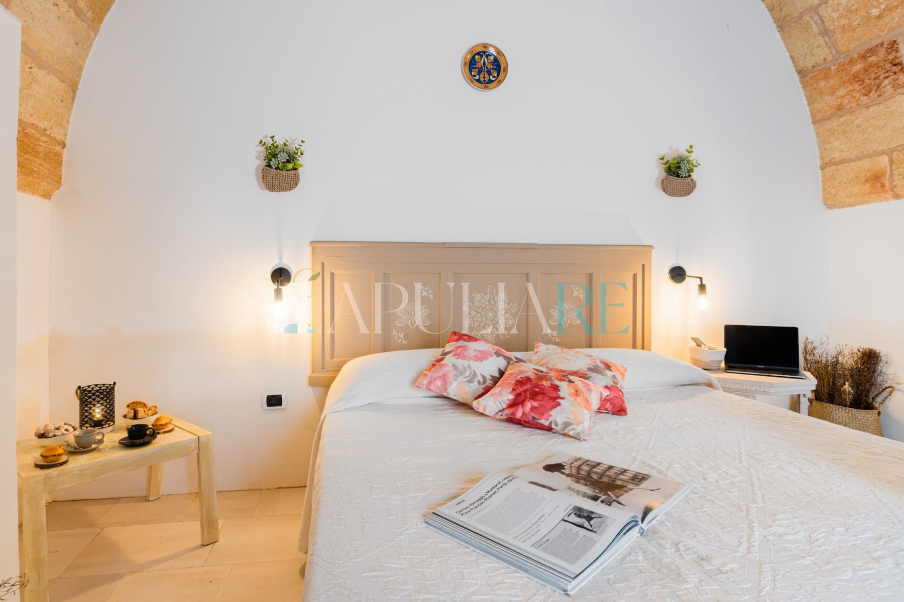 Prestige masseria with pool and private suites
