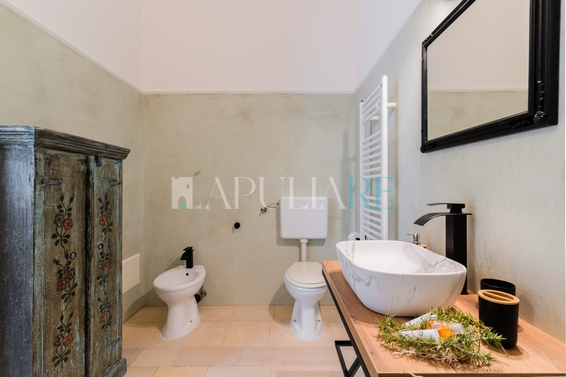 Prestige masseria with pool and private suites
