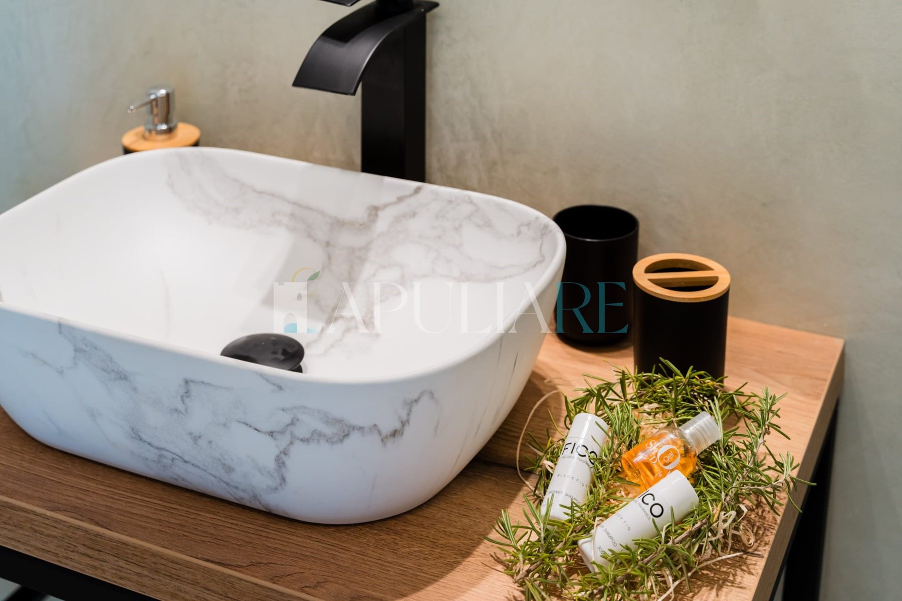Prestige masseria with pool and private suites