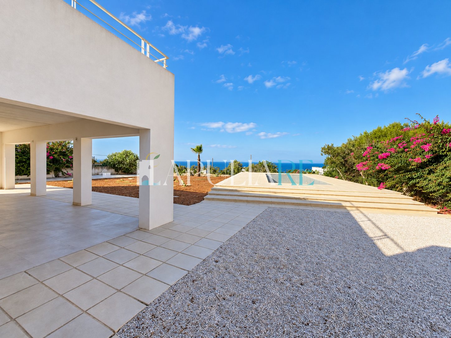 Luxury sea-view villa with pool near Leuca