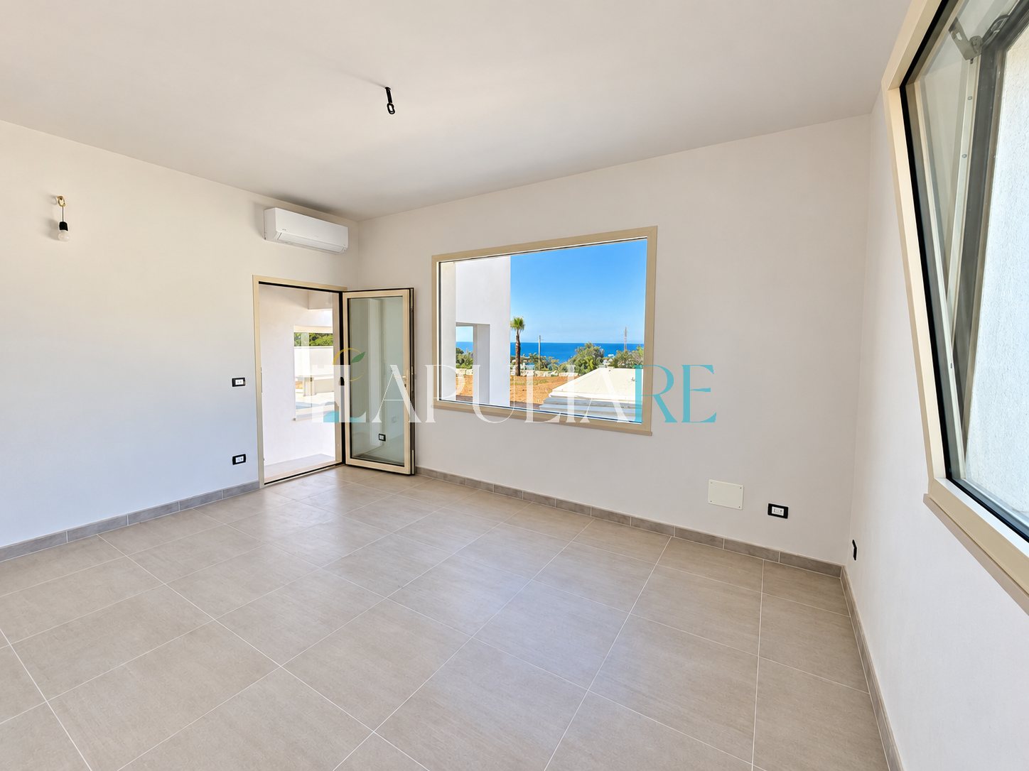 Luxury sea-view villa with pool near Leuca