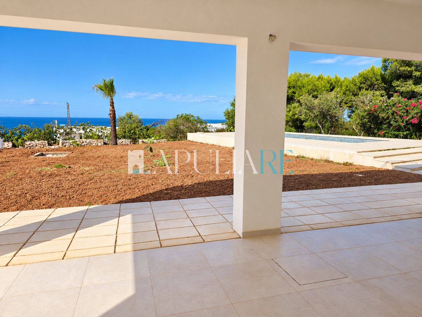 Luxury sea-view villa with pool near Leuca