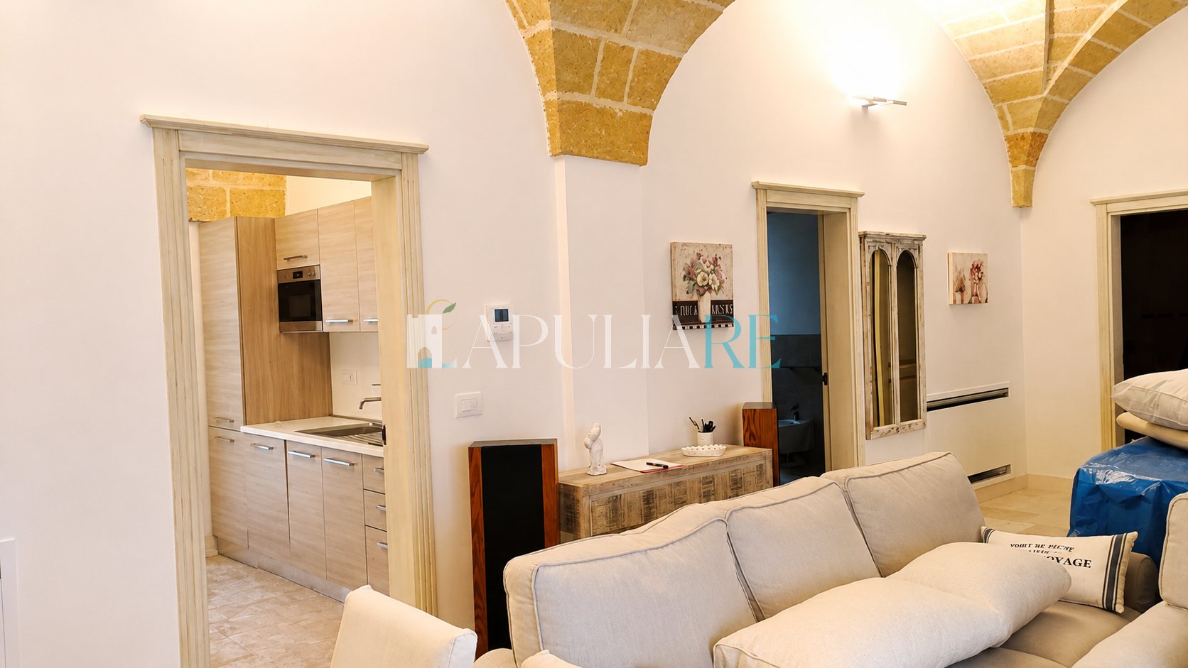 Sea-view villa with infinity pool in Leuca