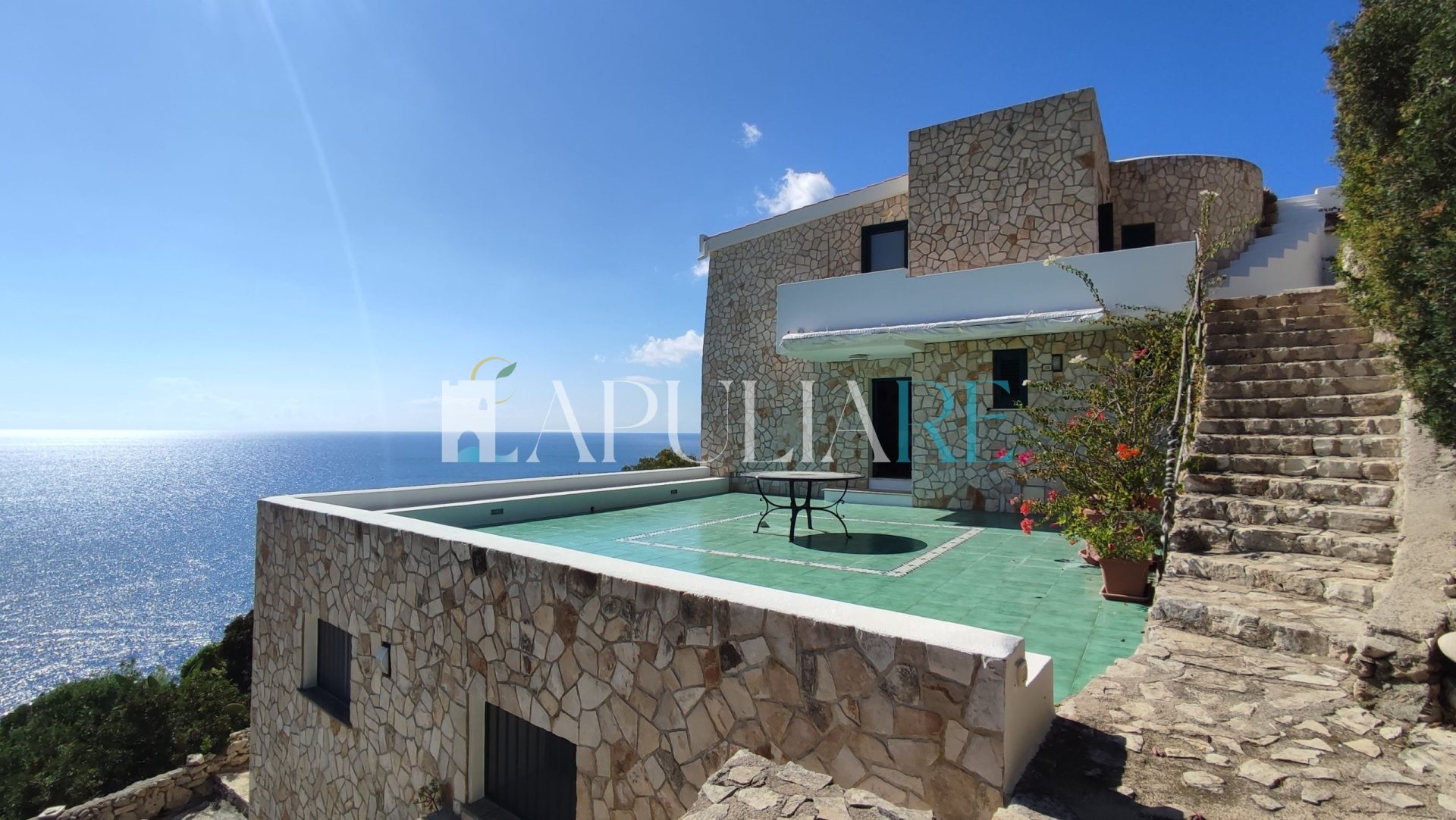 Clifftop sea-view villa in Santa Maria di Leuca